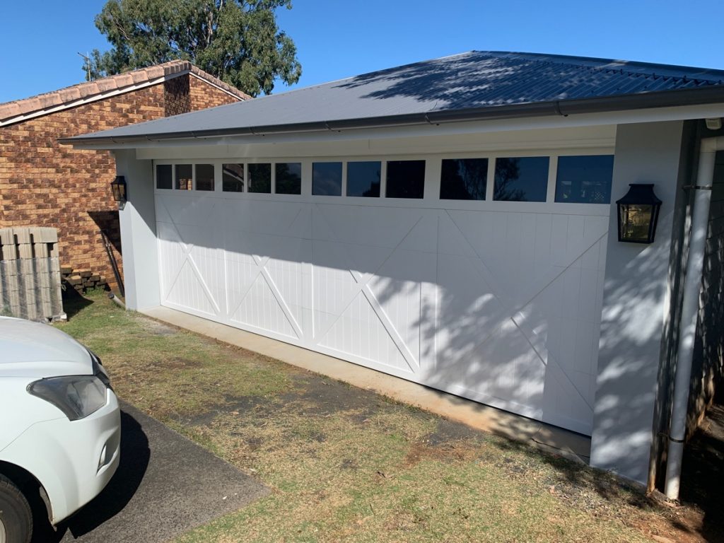 How To Choose The Right Garage Door For Your Home￼